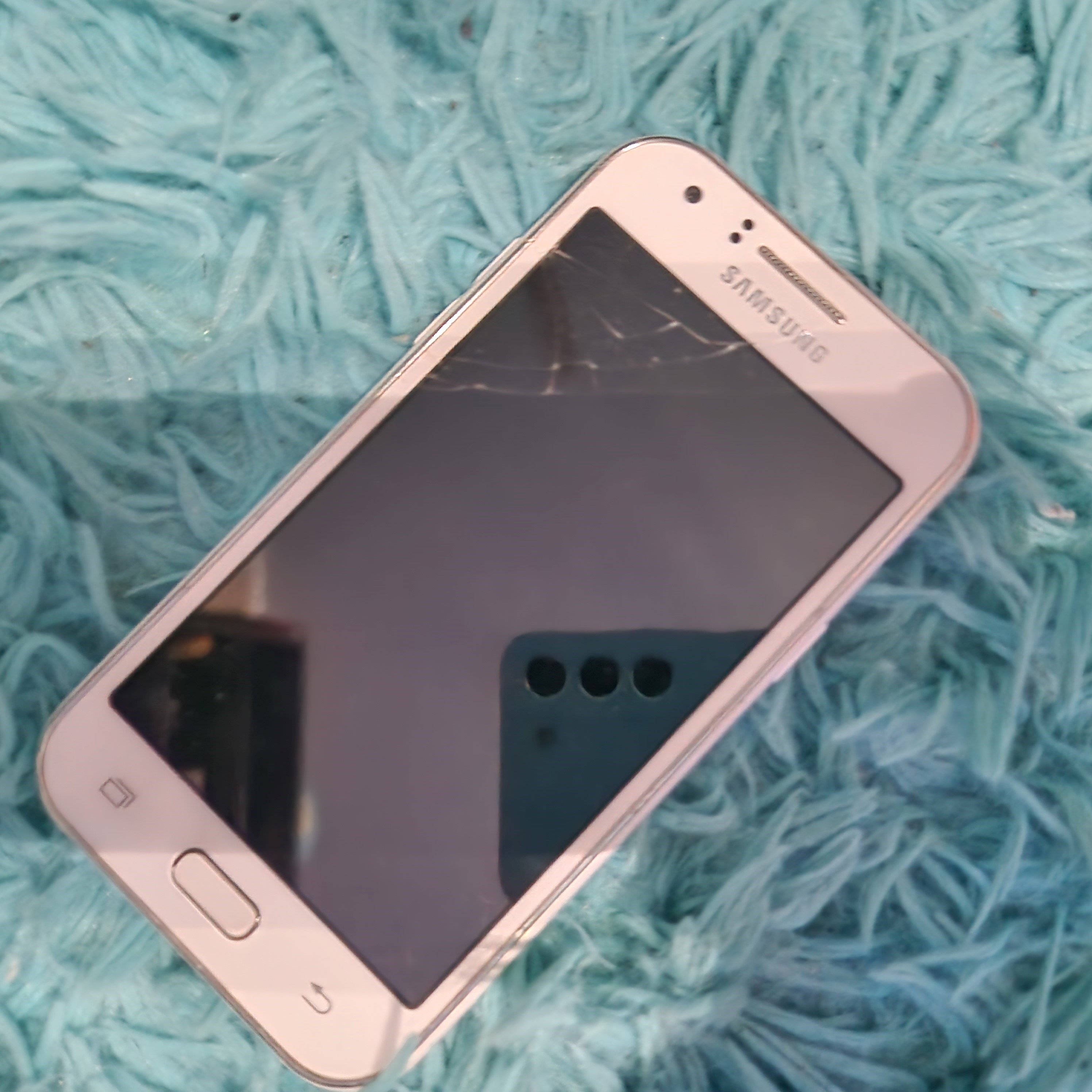 Samsung Galaxy J1